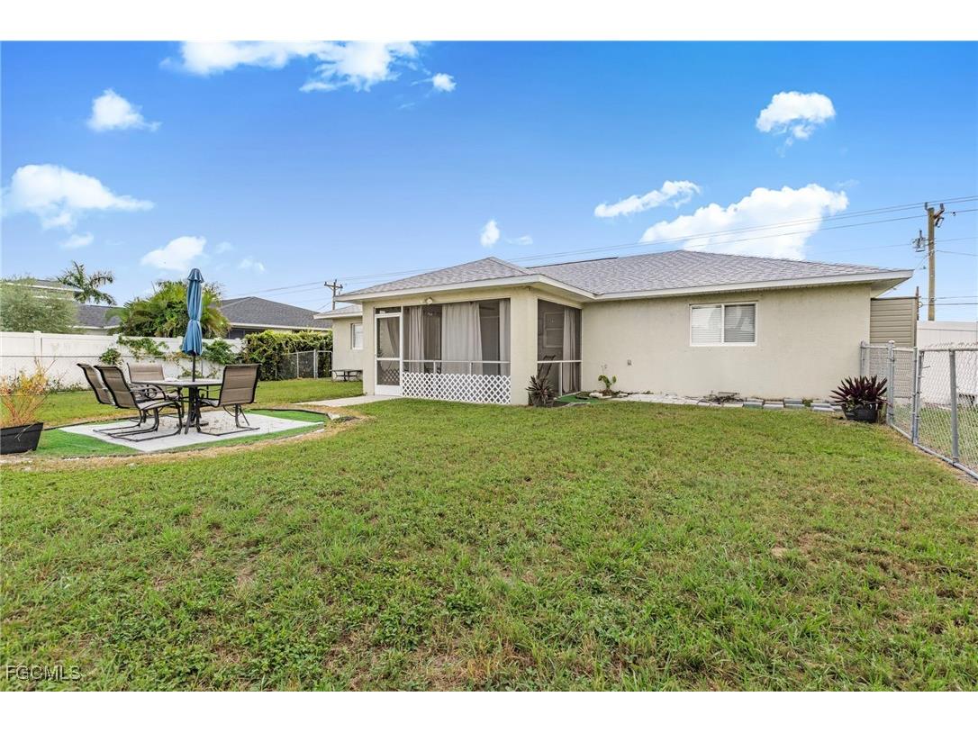 517 SE 16th Place Cape Coral FL 33990 2025013381 image33
