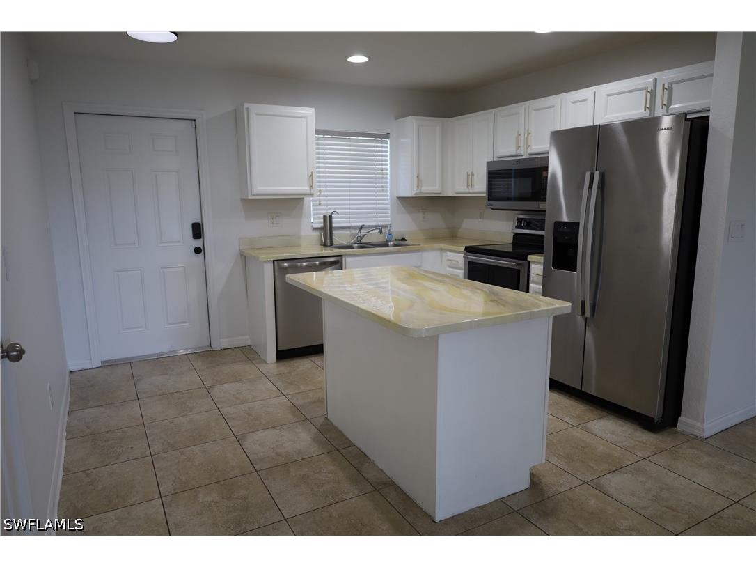 5172 Leeds Road Fort Myers FL 33907 226027258 image2