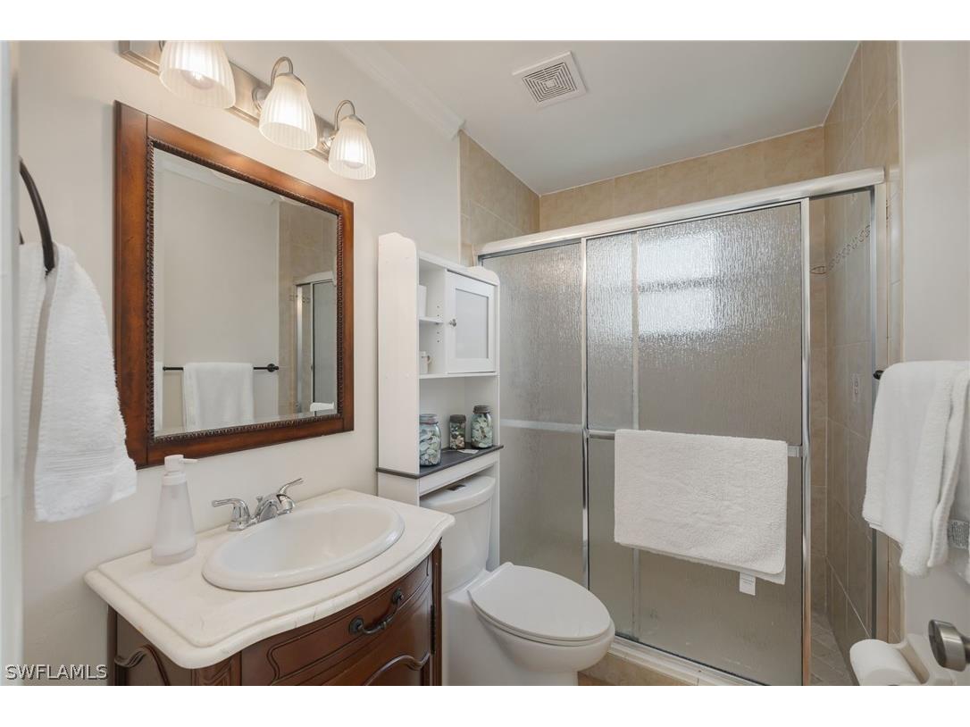 5179 Sycamore Drive Naples FL 34119 226008815 image11