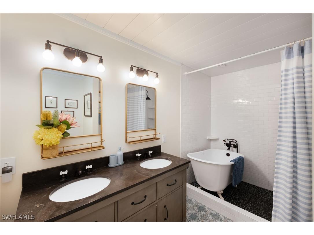 5179 Sycamore Drive Naples FL 34119 226008815 image18