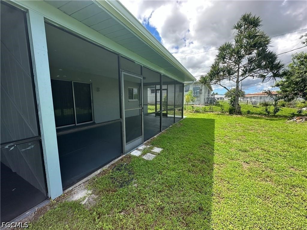 518-520 SE 6th Place Cape Coral FL 33990 2026022165 image2
