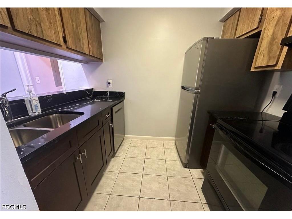 518-520 SE 6th Place Cape Coral FL 33990 2026022165 image20