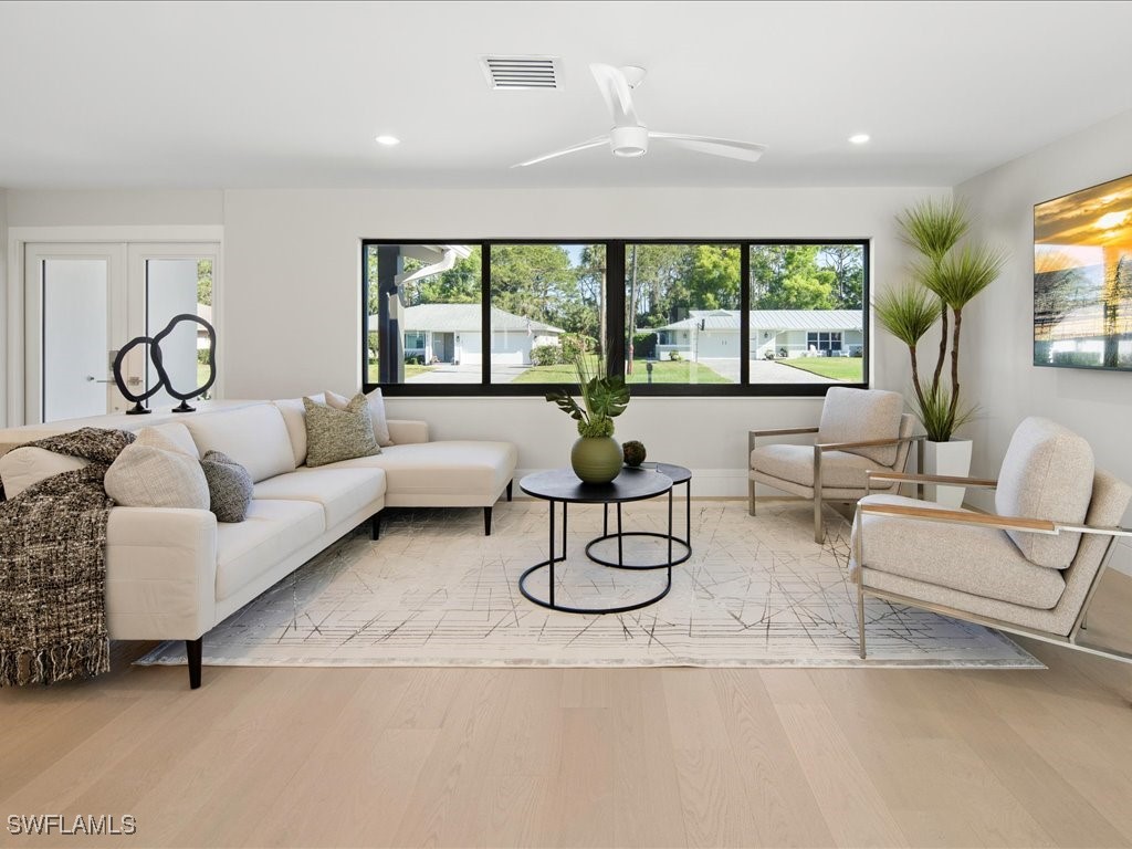 518 Cypress Way E Naples FL 34110 225029643 image10