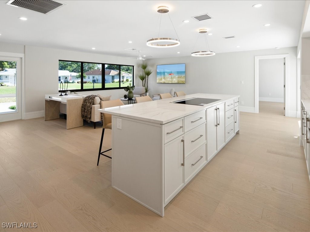 518 Cypress Way E Naples FL 34110 225029643 image17