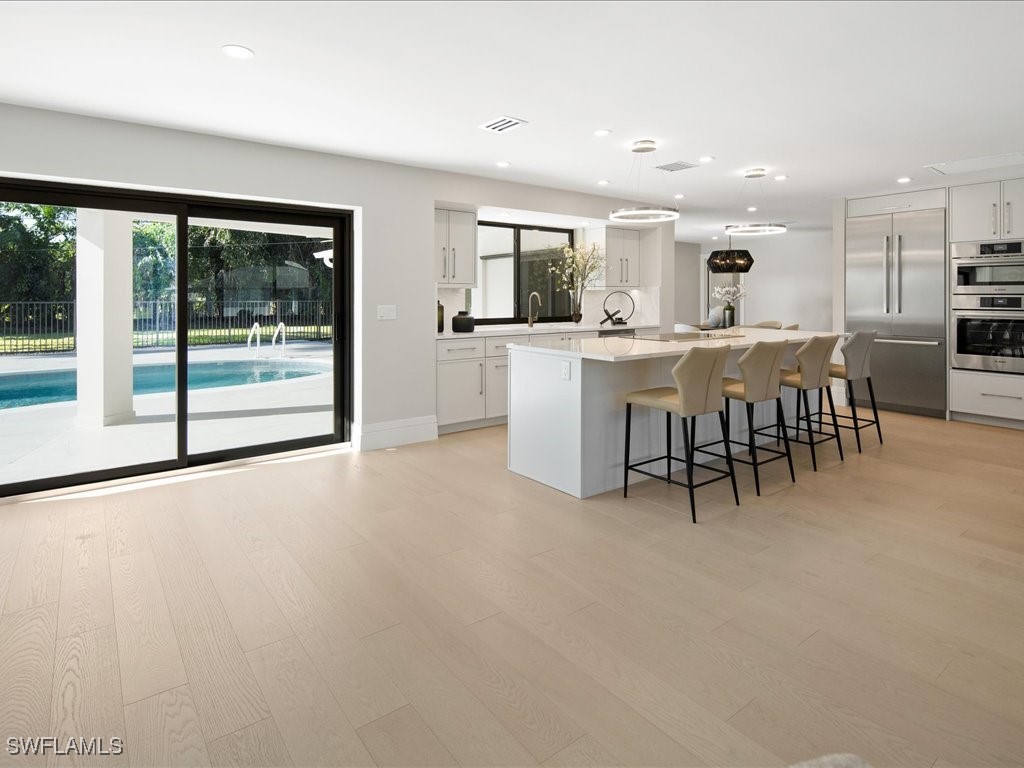 518 Cypress Way E Naples FL 34110 225029643 image3