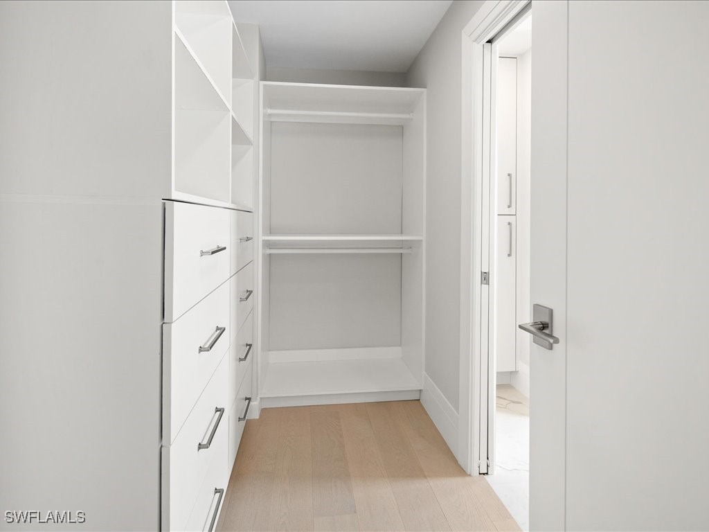 518 Cypress Way E Naples FL 34110 225029643 image34