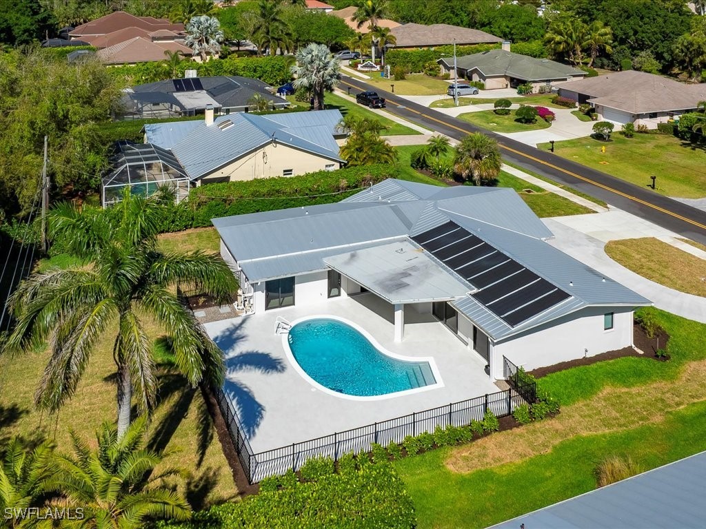 518 Cypress Way E Naples FL 34110 225029643 image4