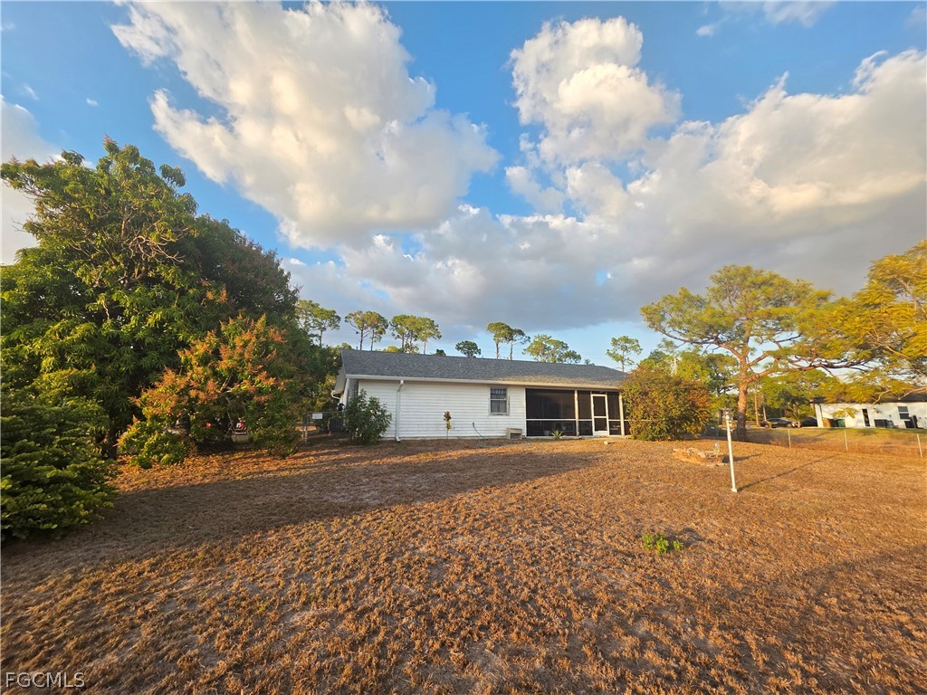 518 Jacaranda Parkway E Cape Coral FL 33909 2026008207 image11