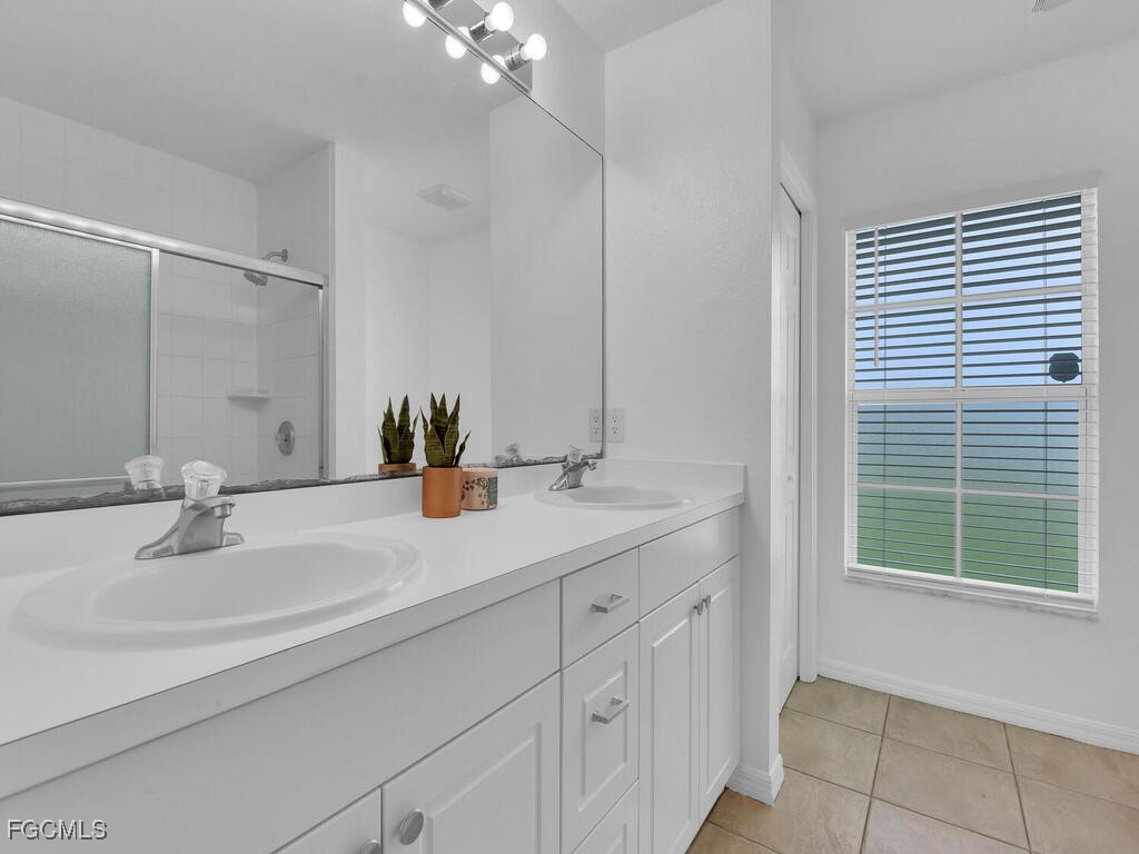 518 NW 11th Terrace Cape Coral FL 33993 2025008394 image15