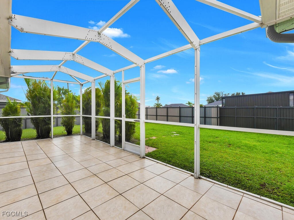 518 NW 11th Terrace Cape Coral FL 33993 2025008394 image25