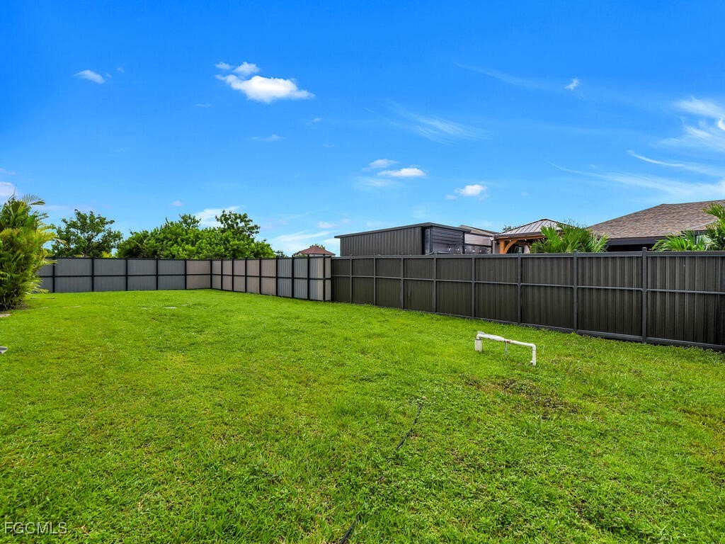 518 NW 11th Terrace Cape Coral FL 33993 2025008394 image27