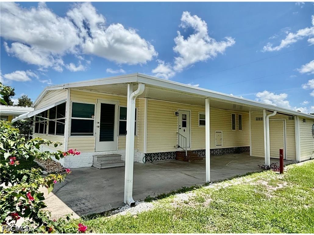 518 Pine Tree Court North Fort Myers FL 33917 2026031143 image2