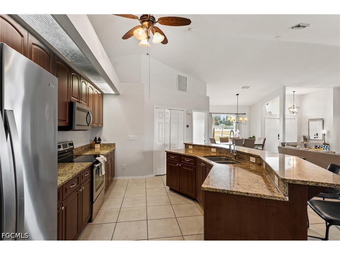 519 NE 19th Terrace Cape Coral FL 33909 2026016877 image12