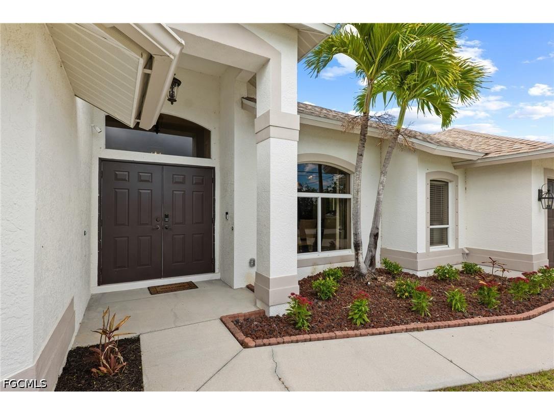519 NE 19th Terrace Cape Coral FL 33909 2026016877 image8