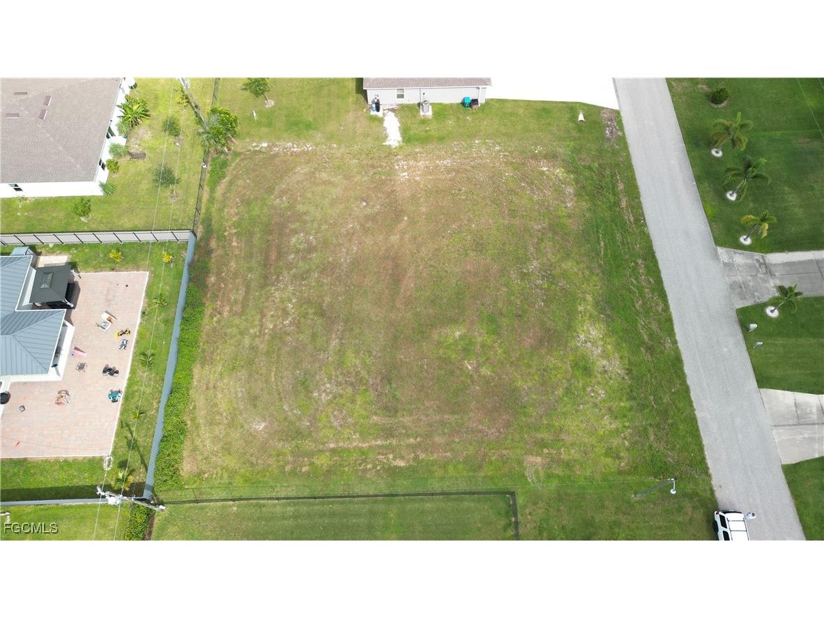 519 NW 20th Terrace Cape Coral FL 33993 2025010515 image5