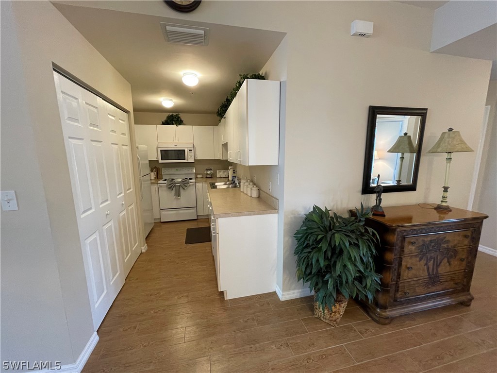 519 Roma Court #2103 Naples FL 34110 226010761 image8