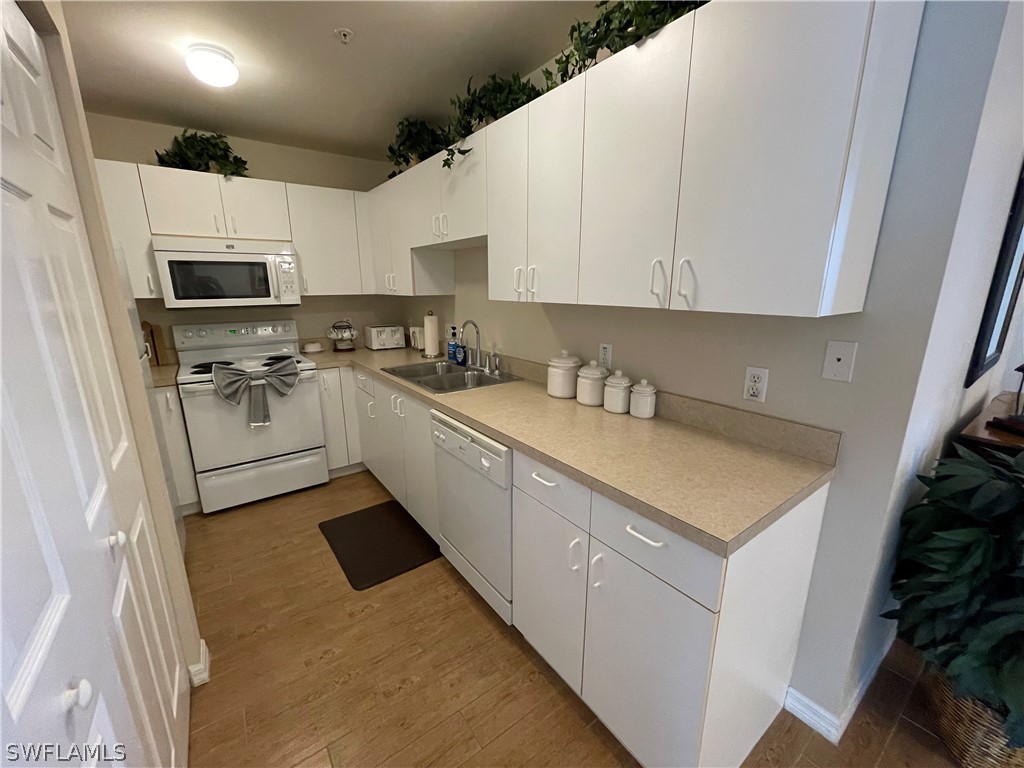 519 Roma Court #2103 Naples FL 34110 226010761 image9