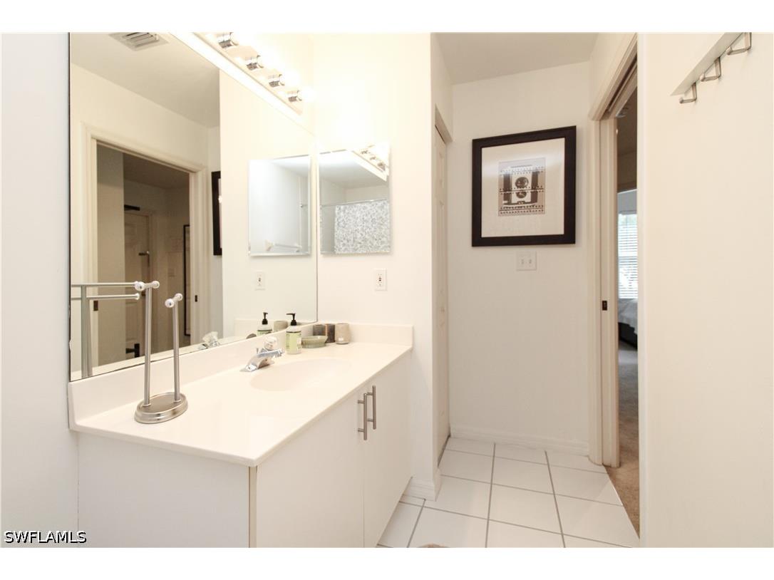 519 Roma Court #3-208 Naples FL 34110 226018496 image27