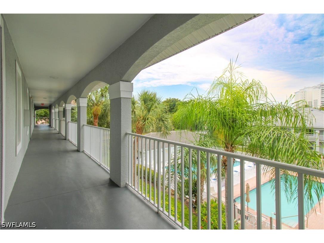 519 Roma Court #3-208 Naples FL 34110 226018496 image47
