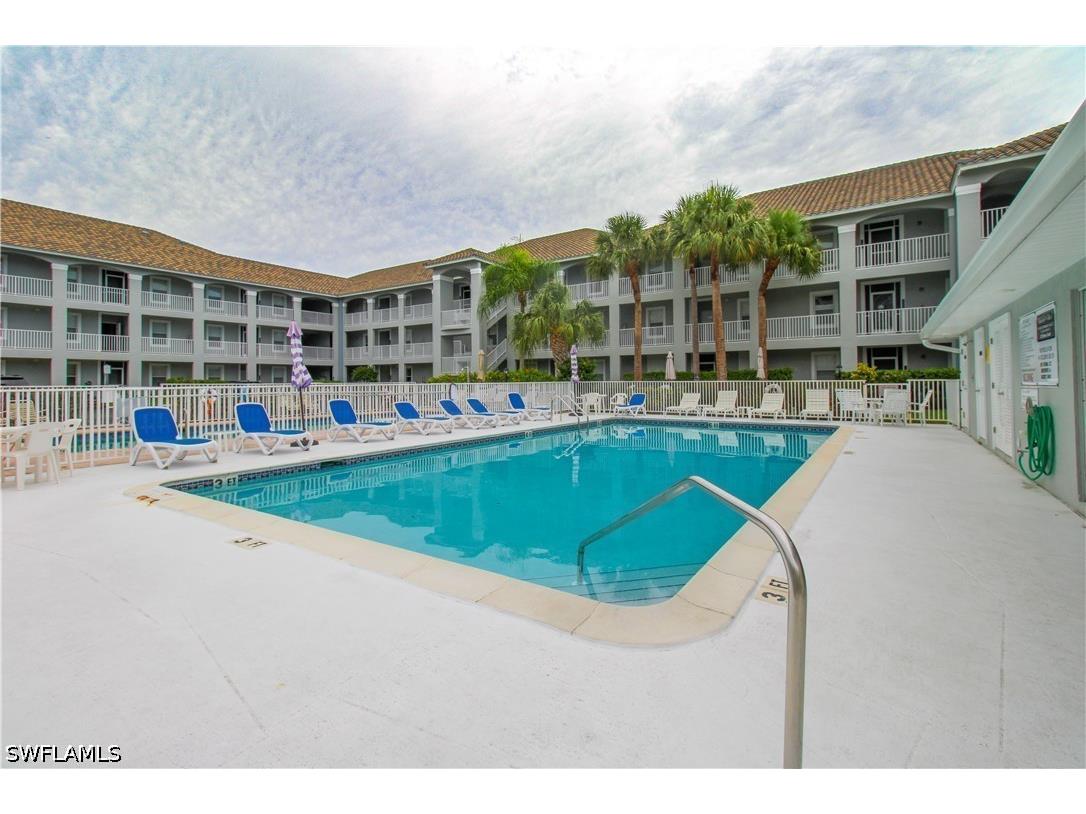 519 Roma Court #3-208 Naples FL 34110 226018496 image49