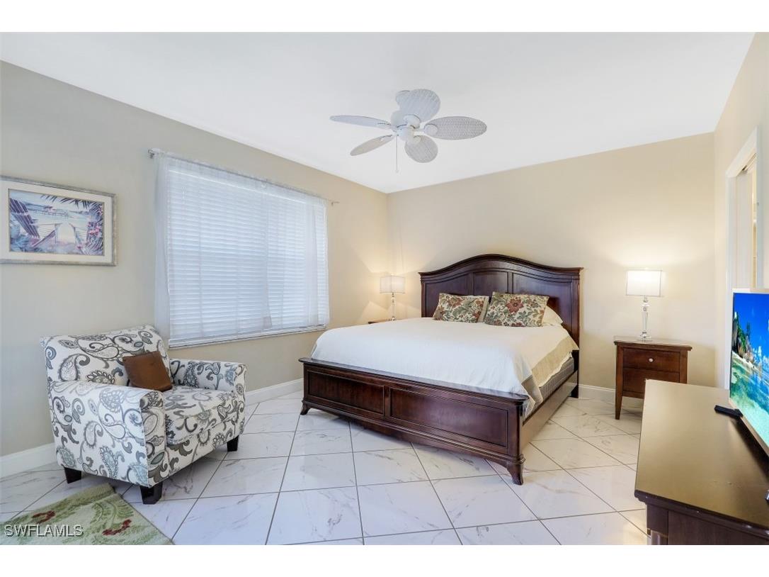 519 Roma Court #3-305 Naples FL 34110 225082350 image9