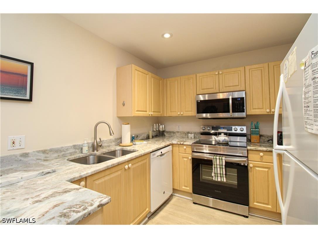 519 Roma Court #3206 Naples FL 34110 226021313 image17