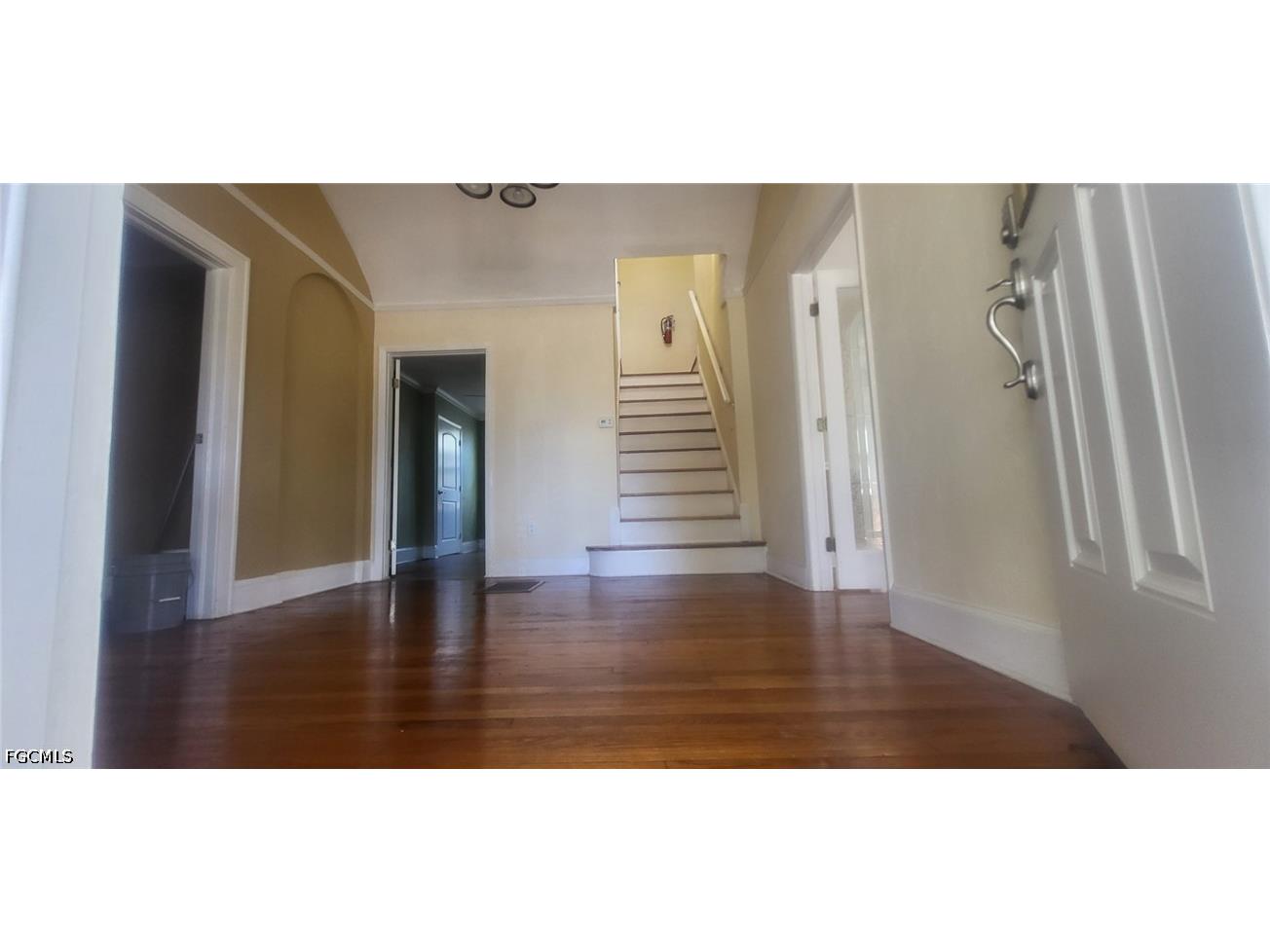 519 S Ridgewood Avenue Daytona Beach FL 32114 2026021441 image8