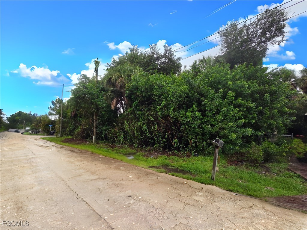 519 San Jose Street North Fort Myers FL 33903 2025000141 image2