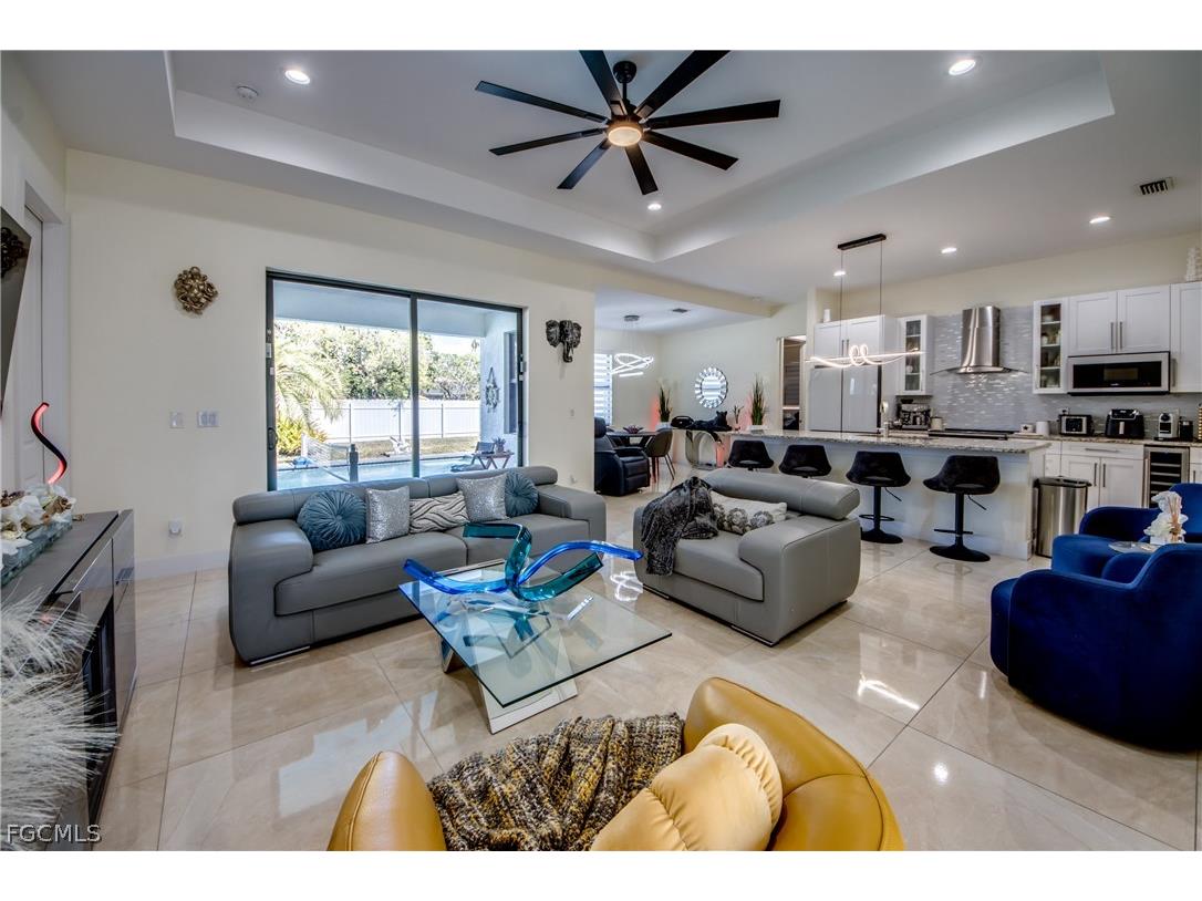 519 Trafalgar Parkway Cape Coral FL 33991 2026005507 image3