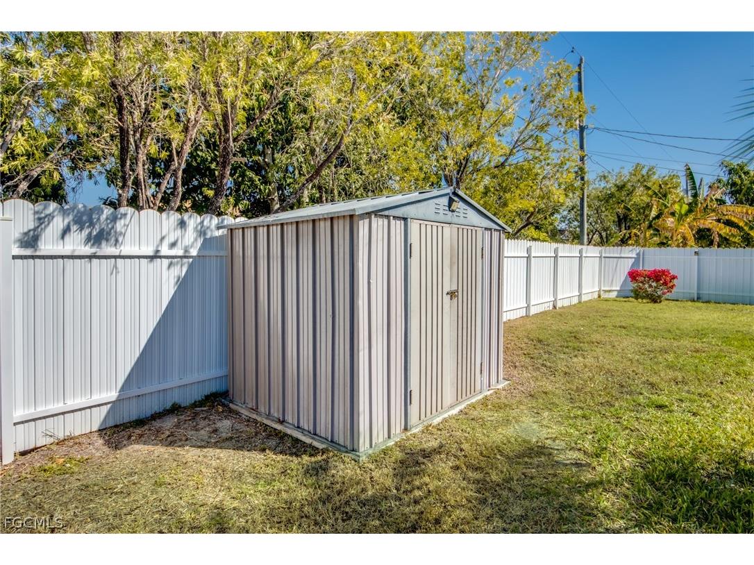 519 Trafalgar Parkway Cape Coral FL 33991 2026005507 image44