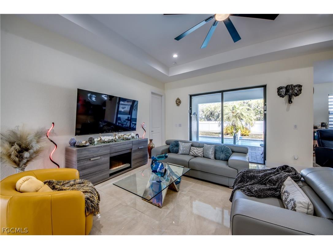 519 Trafalgar Parkway Cape Coral FL 33991 2026005507 image5
