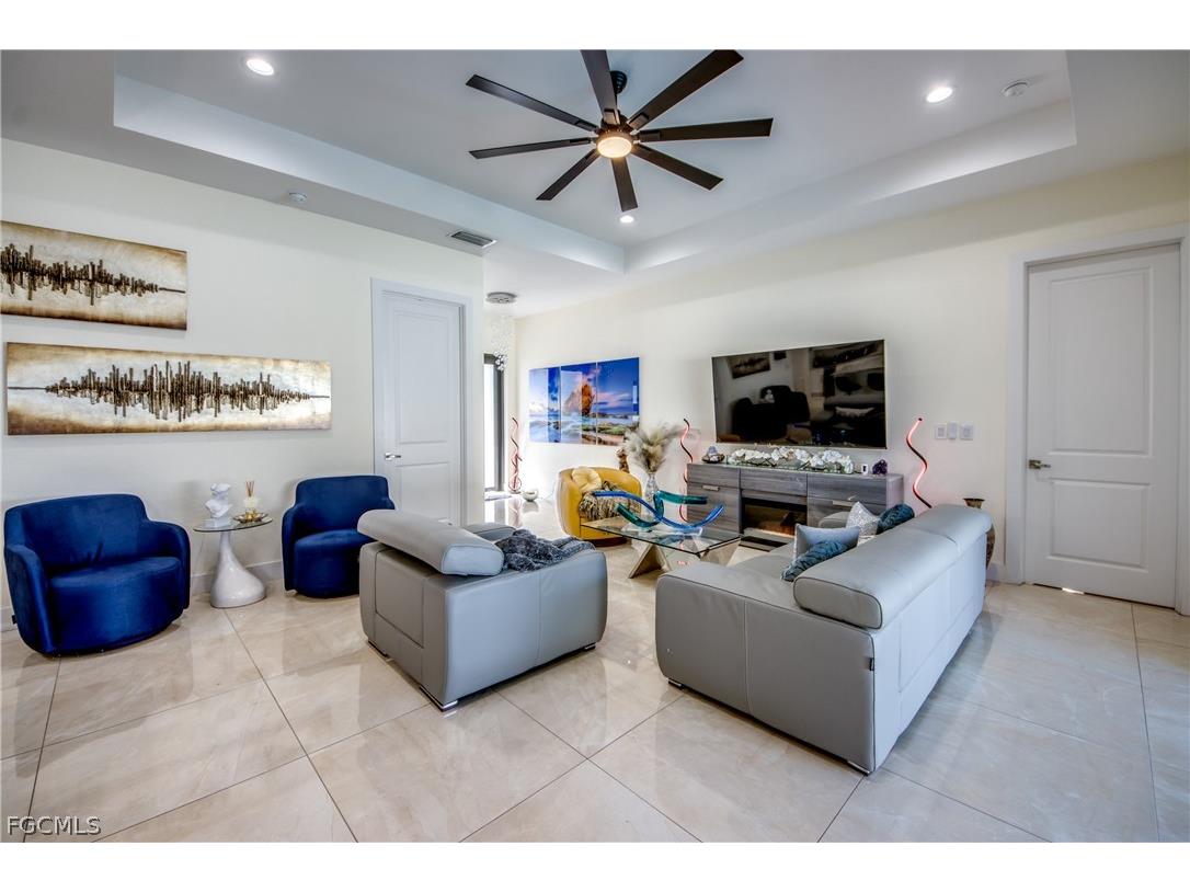 519 Trafalgar Parkway Cape Coral FL 33991 2026005507 image7