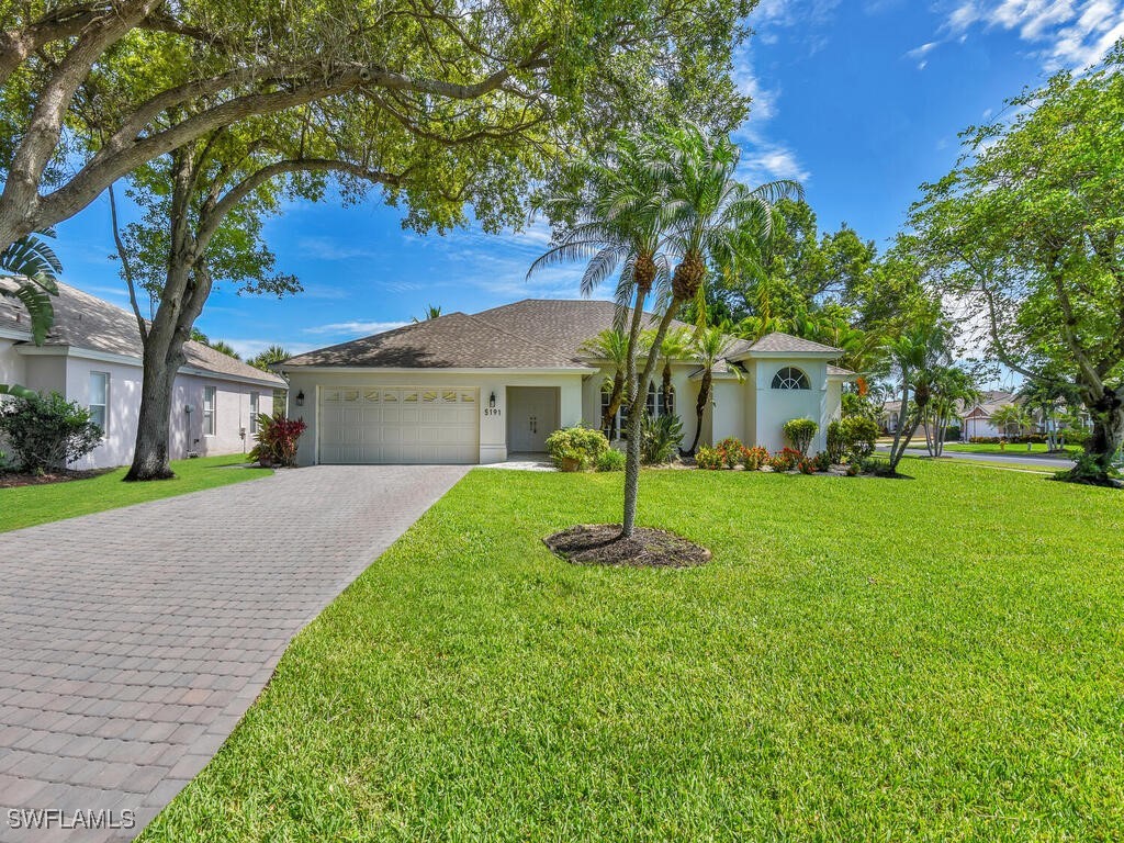 5191 Sunbury Court Naples FL 34104 225000004 image1