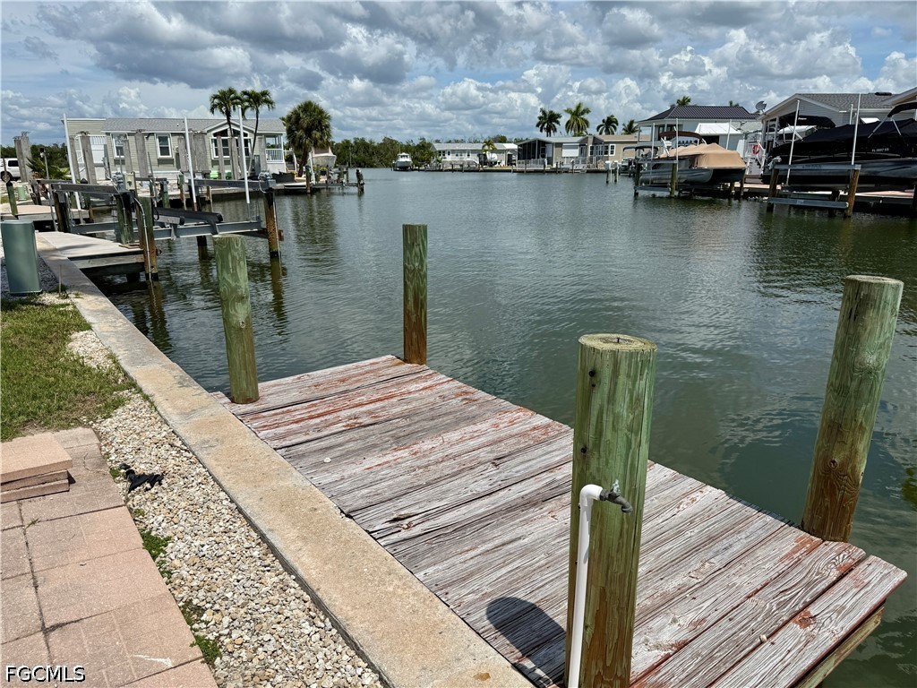 52 Doubloon Way Fort Myers Beach FL 33931 2026012644 image3