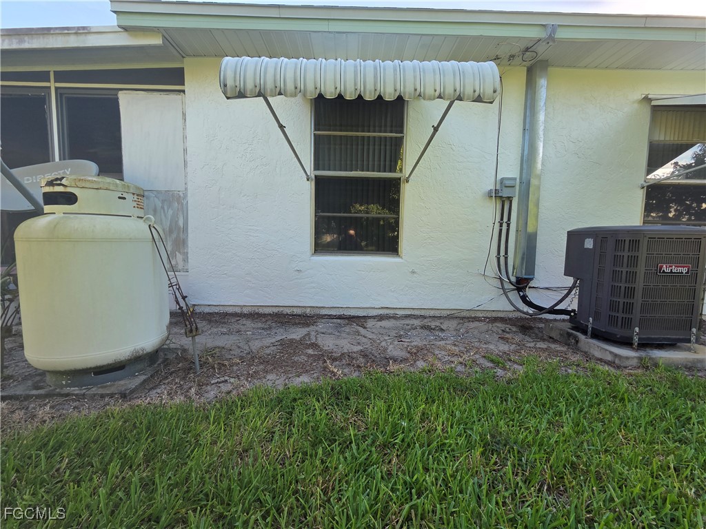 52 Heath Aster Lane Lehigh Acres FL 33936 2025004489 image35