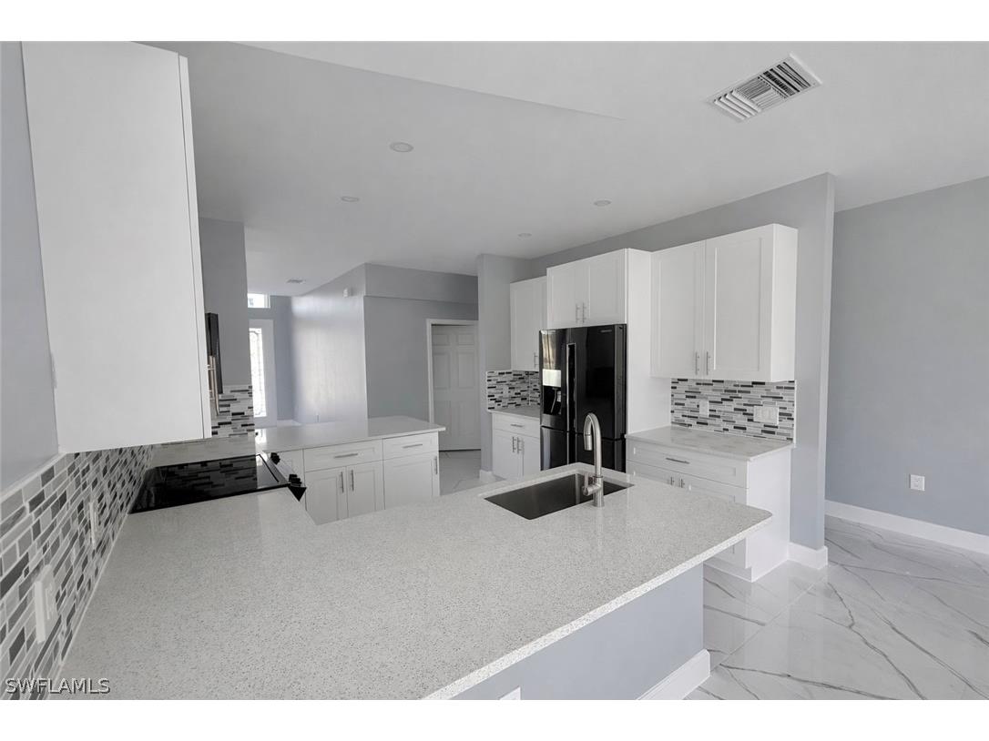 52 Paula Avenue S Lehigh Acres FL 33976 226009163 image4