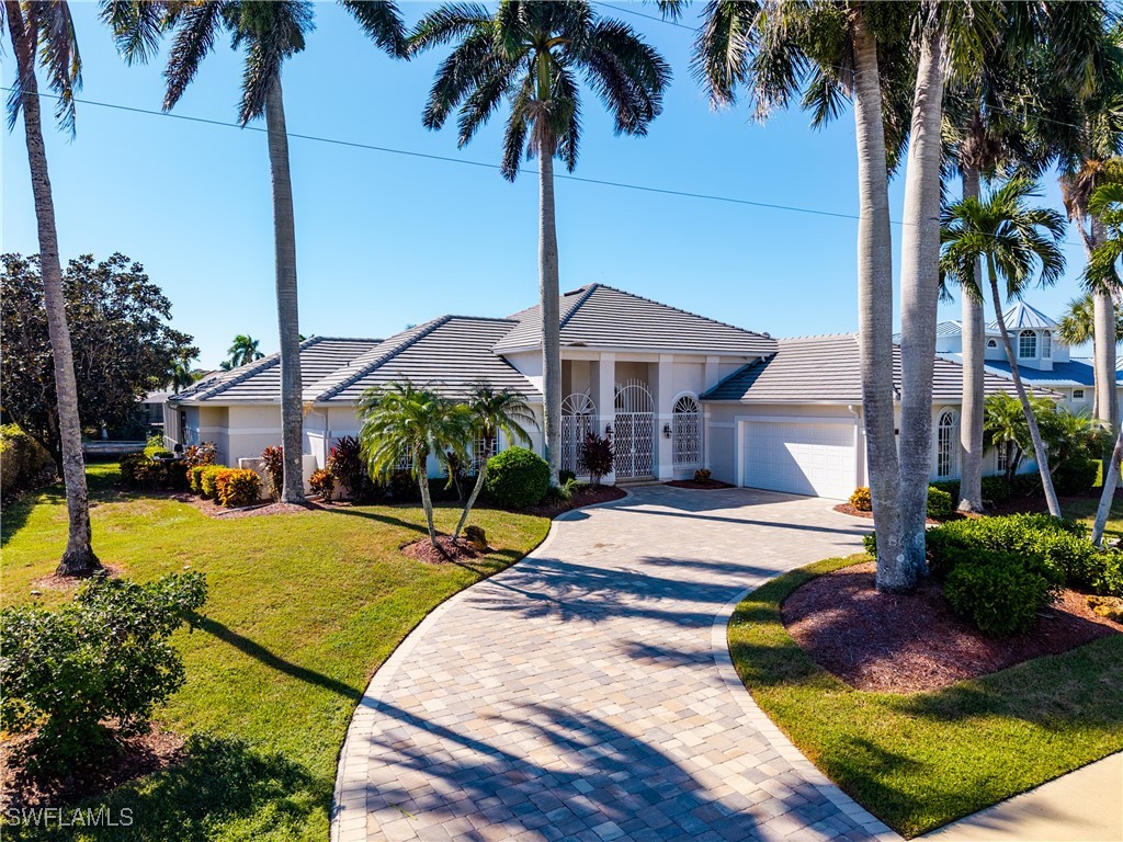 520 Alameda Court Marco Island FL 34145 225071753 image3