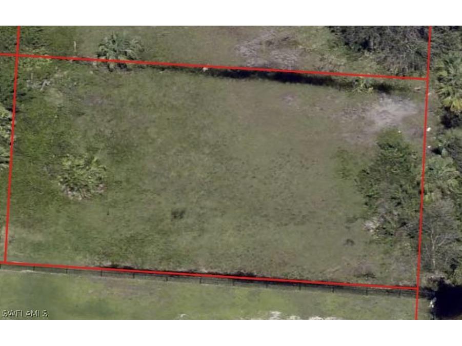 520 Carrillon Avenue S Lehigh Acres FL 33974 223006331 image1