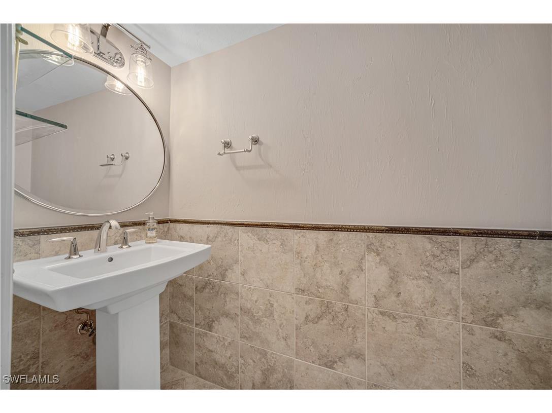 520 S Collier Boulevard #206 Marco Island FL 34145 225072449 image20