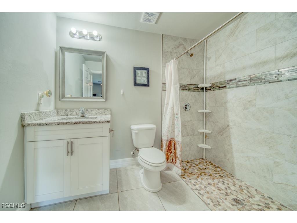 520 Wilmington Parkway Cape Coral FL 33993 2026005883 image43