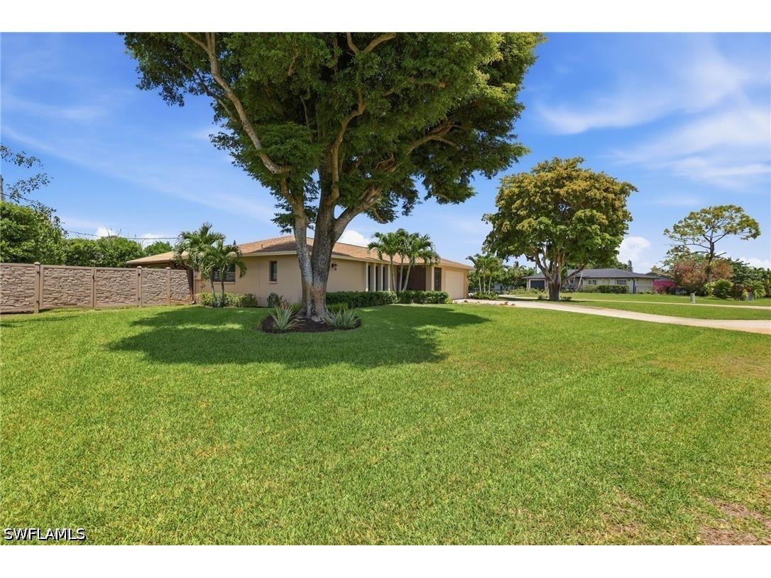 5201 31st Place SW Naples FL 34116 226015554 image25