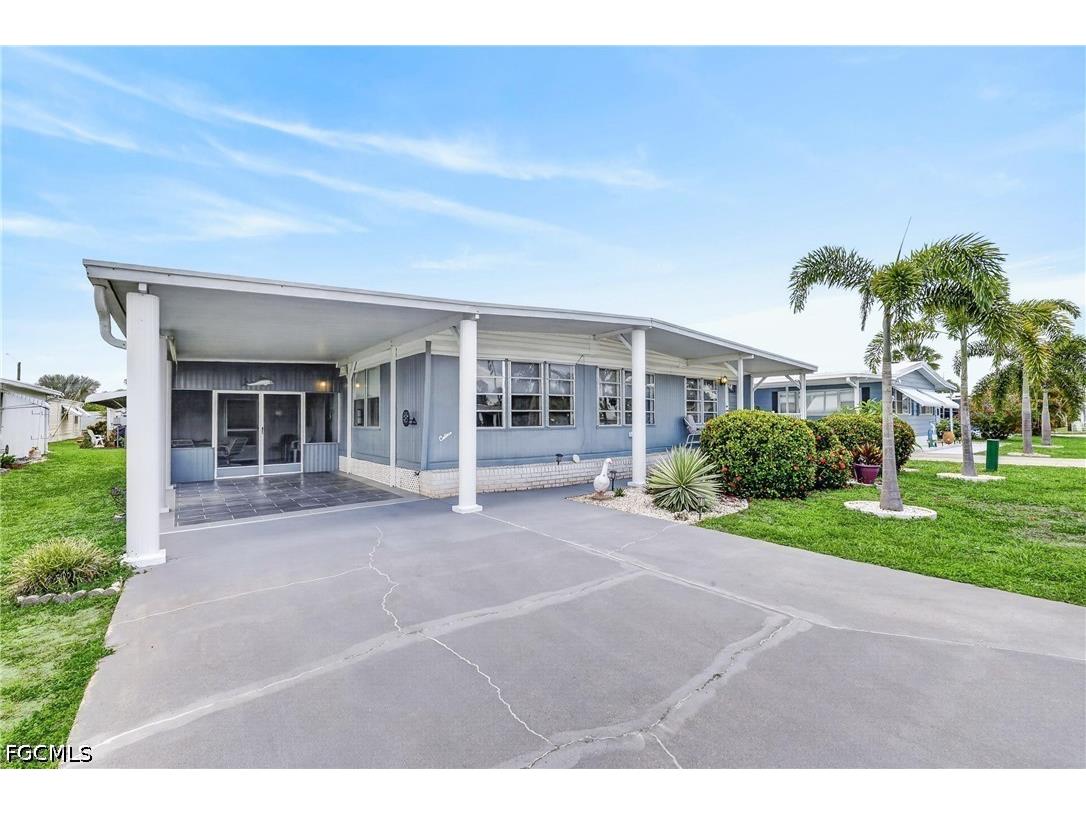 5201 Forest Park Drive North Fort Myers FL 33917 2026026170 image1