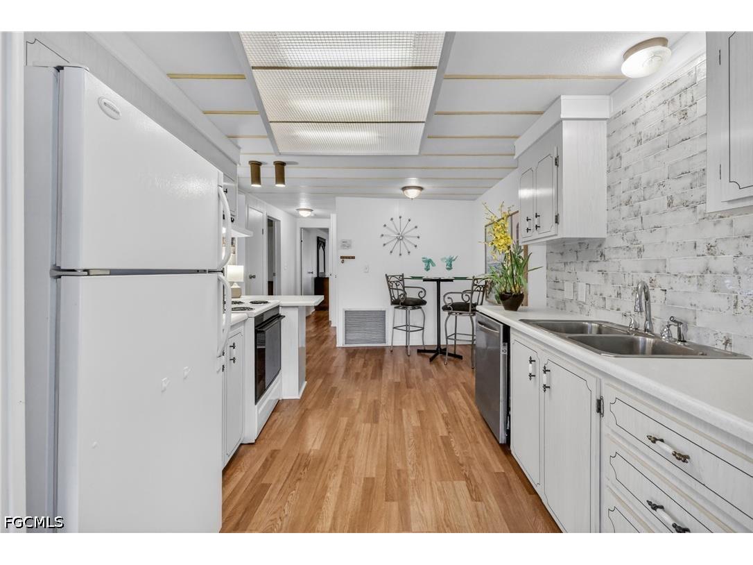 5201 Forest Park Drive North Fort Myers FL 33917 2026026170 image10