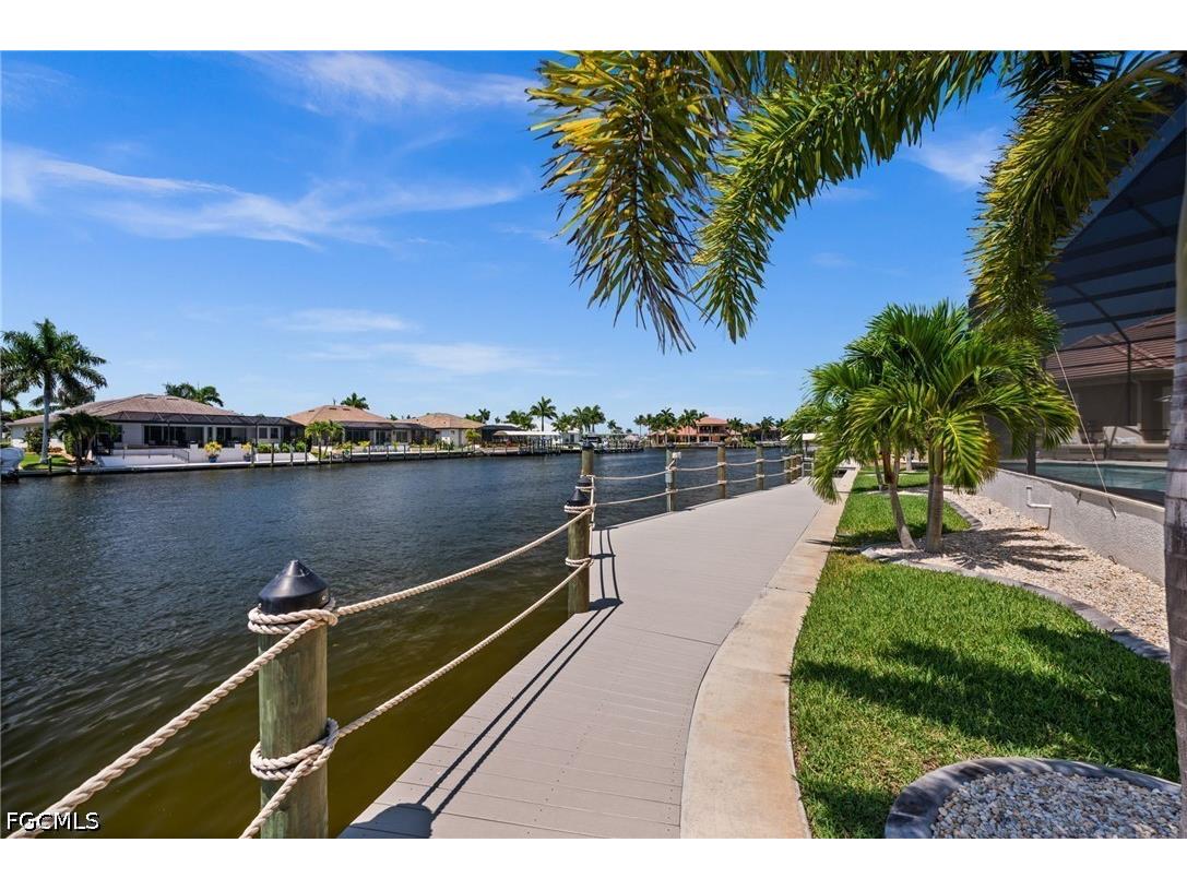5201 Skylark Court Cape Coral FL 33904 2026019554 image35