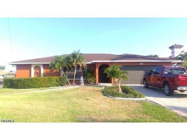 5201 Tamiami Court Cape Coral FL 33904 2026020649 image1