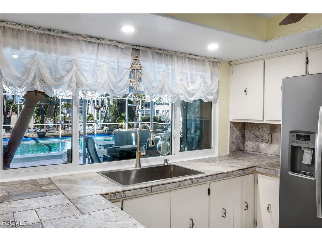 5201 Willow Court Cape Coral FL 33904 2026010113 image17