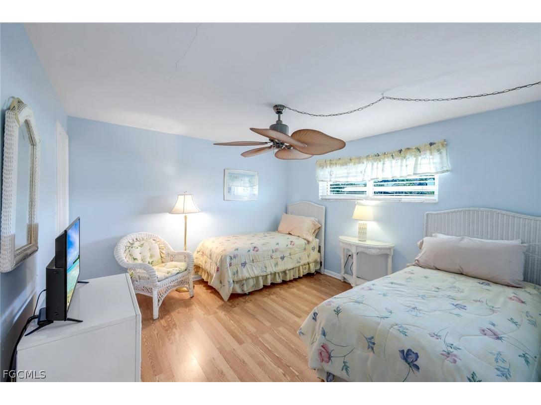 5201 Willow Court Cape Coral FL 33904 2026010113 image28