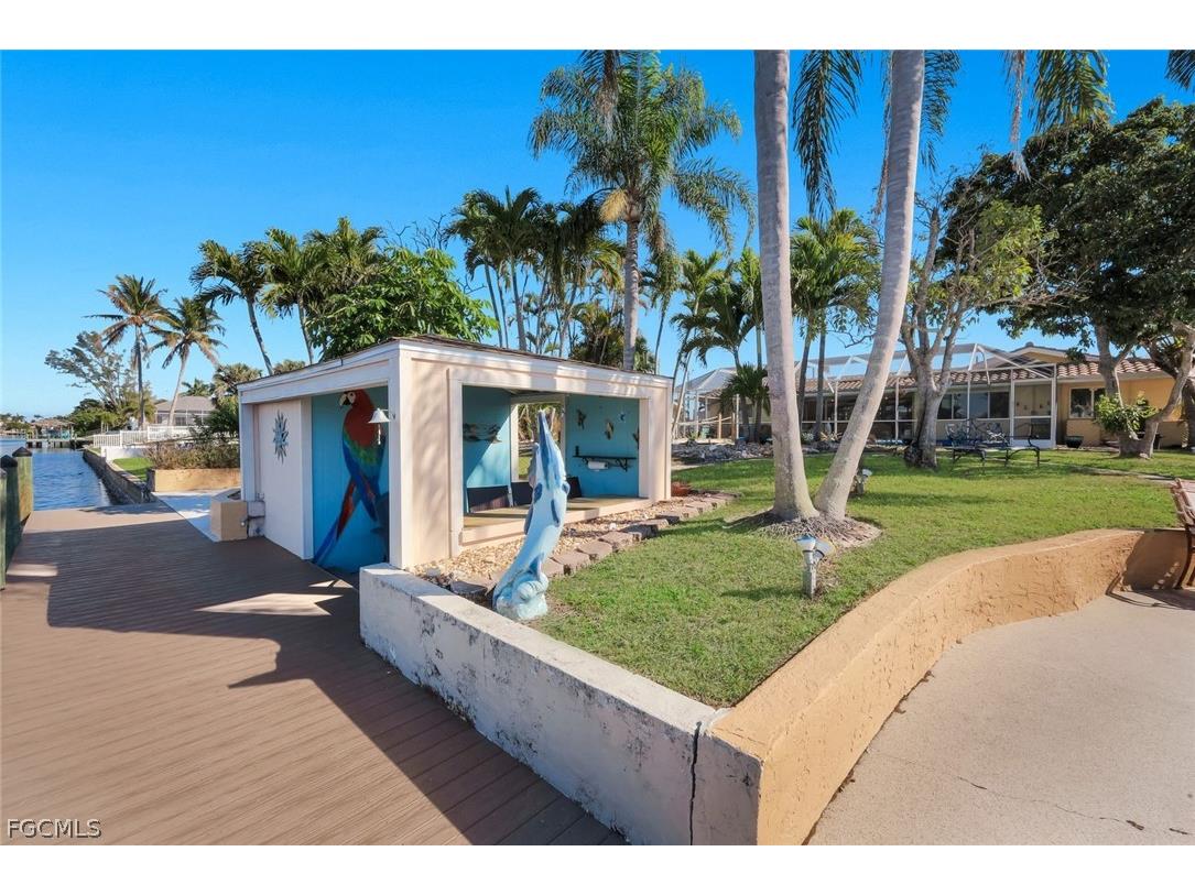 5201 Willow Court Cape Coral FL 33904 2026010113 image41