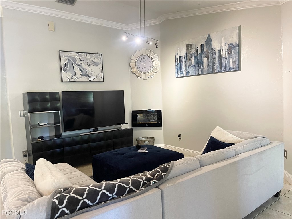  Lehigh Acres FL 33971 2025003966 image4