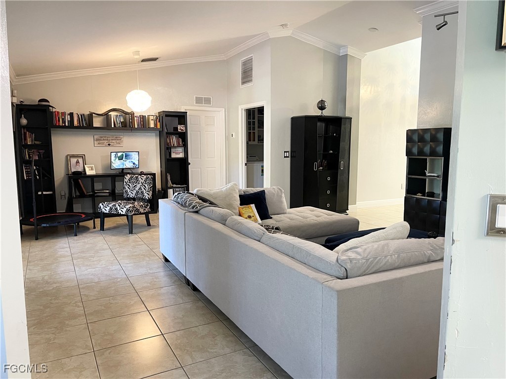  Lehigh Acres FL 33971 2025003966 image5